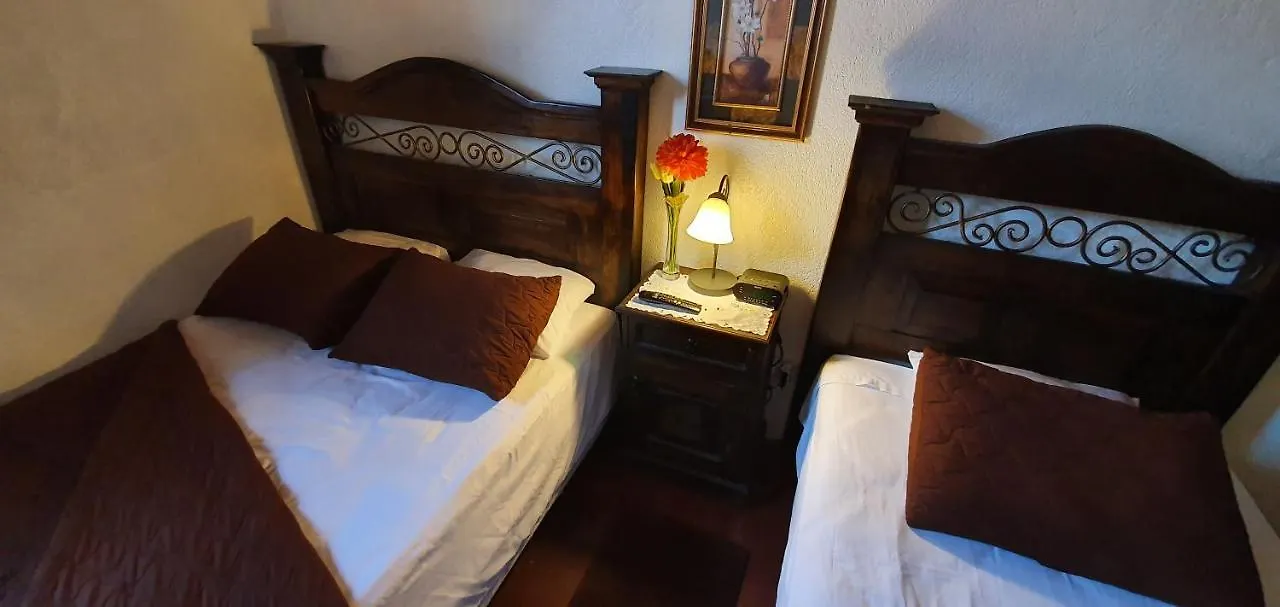 Frühstückspension Bed and Breakfast Parrot House Antigua