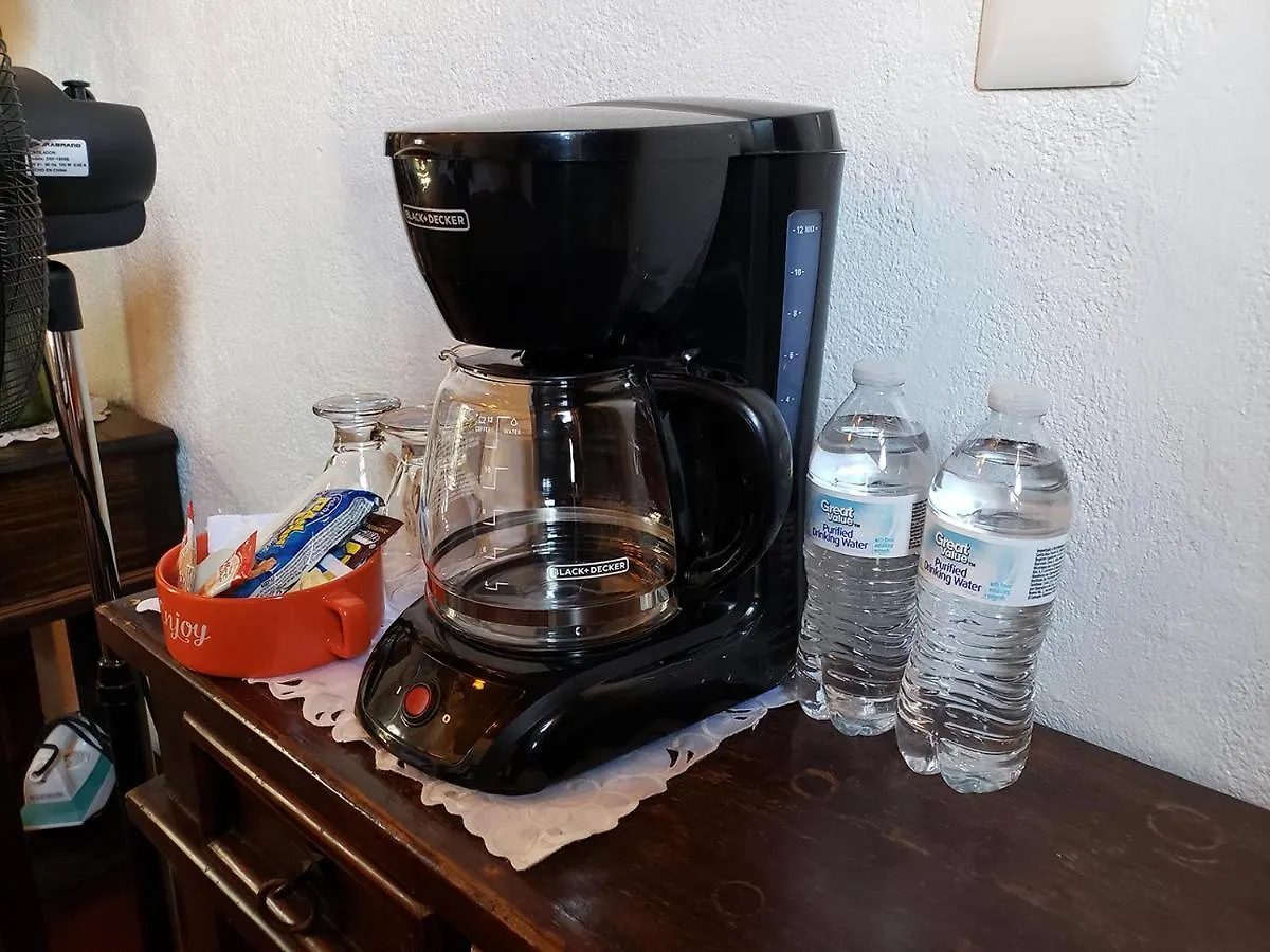 Alojamento de Acomodação e Pequeno-almoço Parrot House Acomodação com café da manhã Antigua