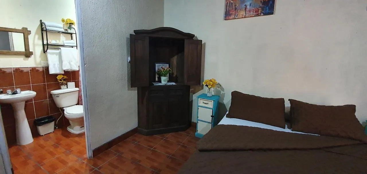 Parrot House Acomodação com café da manhã Antigua Alojamento de Acomodação e Pequeno-almoço